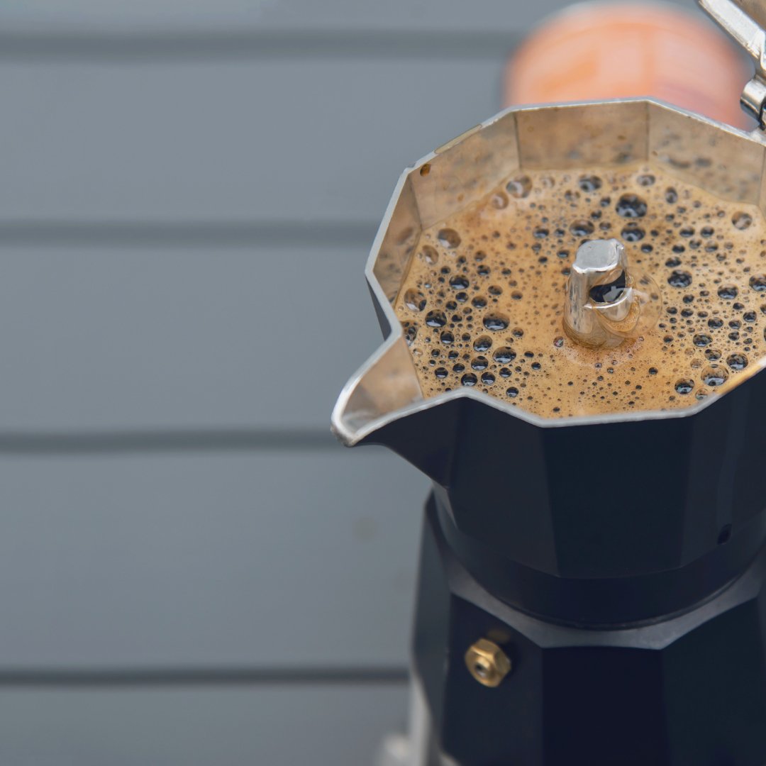Moka Pot Flat White: A Delightful Twist to Your Coffee Ritual – Xero Coffee