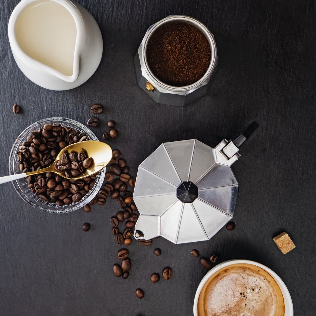 Moka Pot Macchiato: A Taste of Italian Elegance in Your Kitchen - Xero Coffee